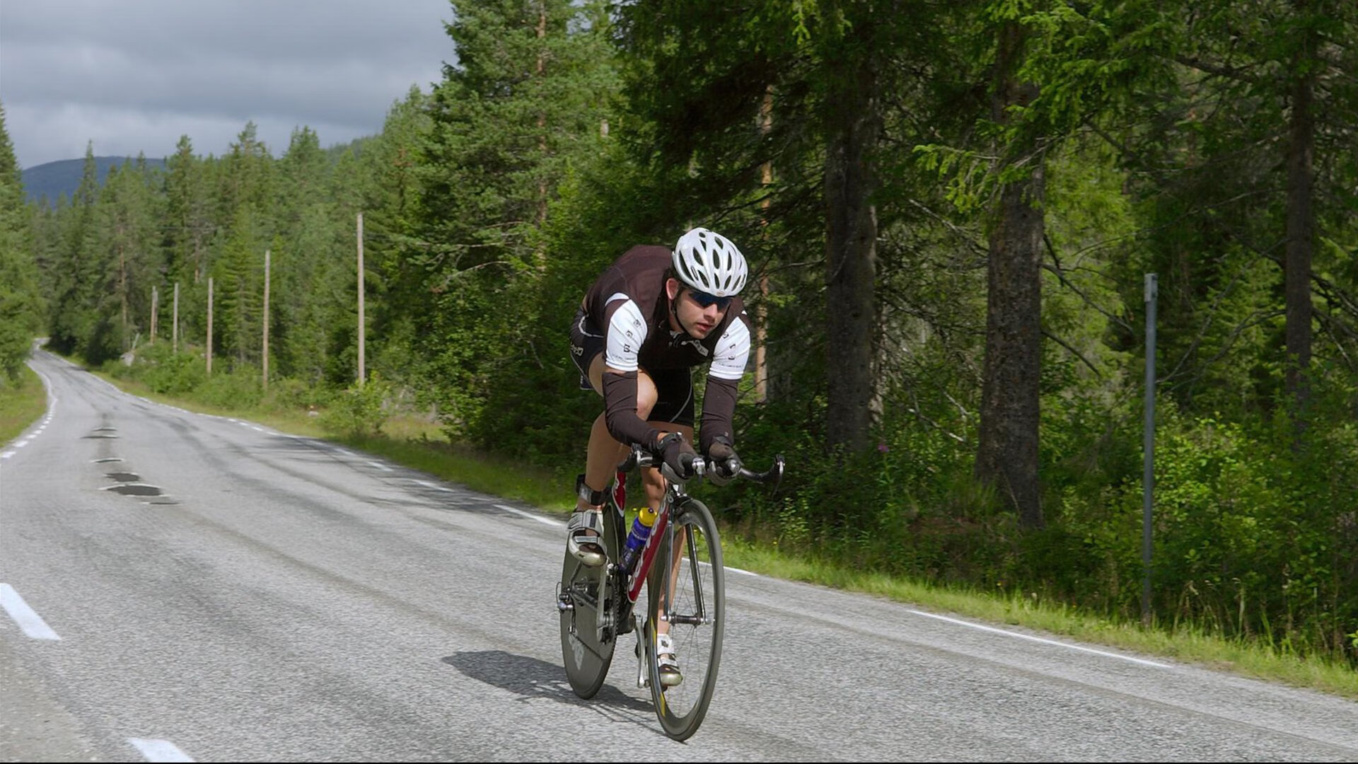 5000万美元vs.发声自由，布朗的选择引发价值讨论